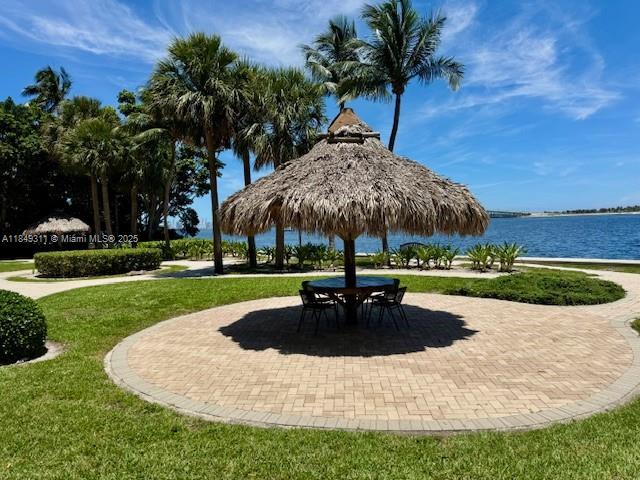 BRICKELL TOWNHOUSE CONDO - Residential Lease