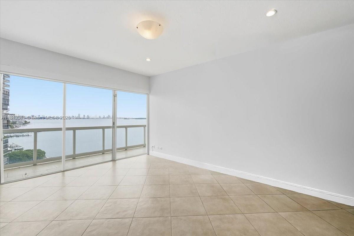 BRICKELL TOWNHOUSE CONDO - Residential Lease
