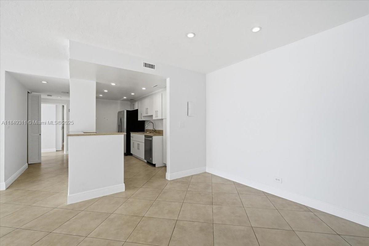 BRICKELL TOWNHOUSE CONDO - Residential Lease