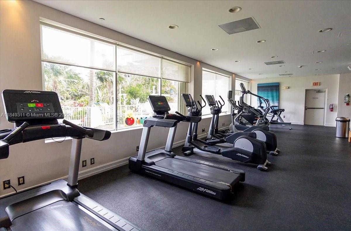 BRICKELL TOWNHOUSE CONDO - Residential Lease