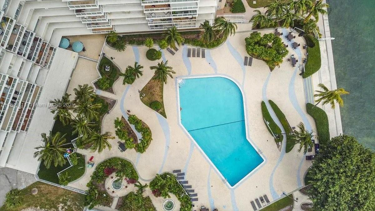 BRICKELL TOWNHOUSE CONDO - Residential Lease