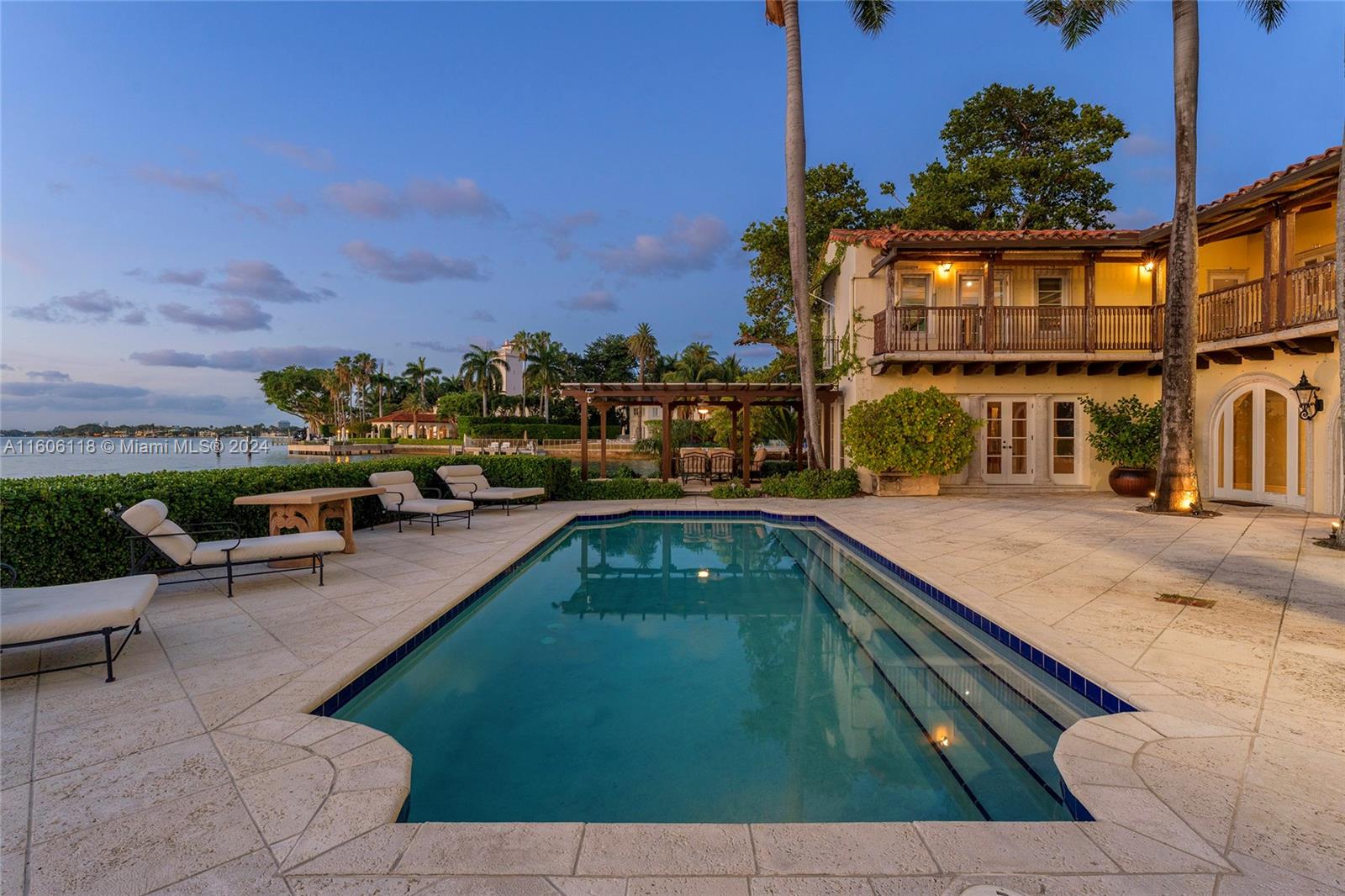 NAUTILUS SUB - Residential