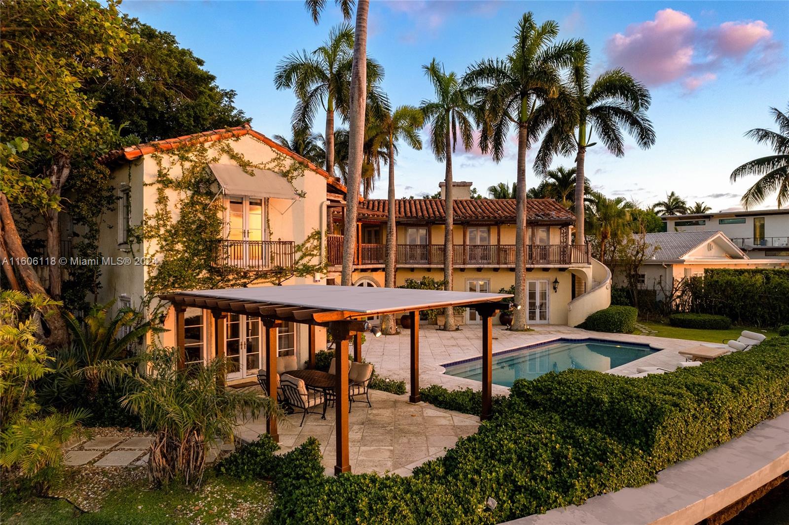 NAUTILUS SUB - Residential