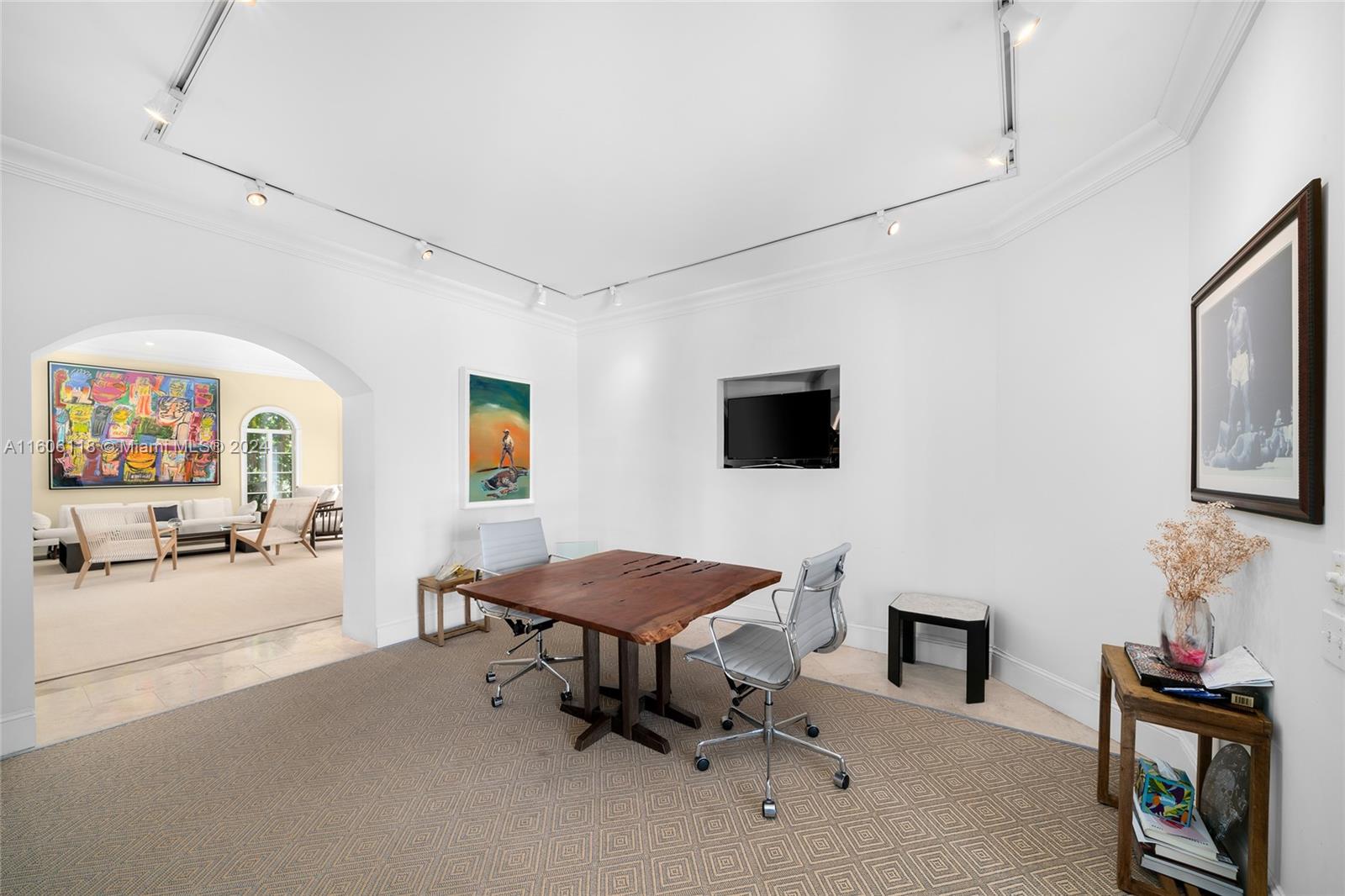 NAUTILUS SUB - Residential