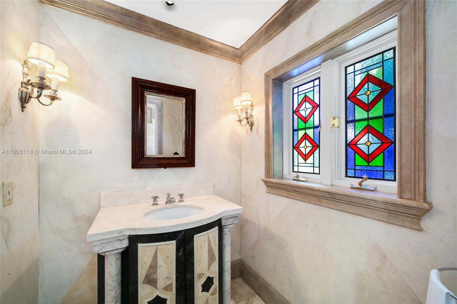 NAUTILUS SUB - Residential