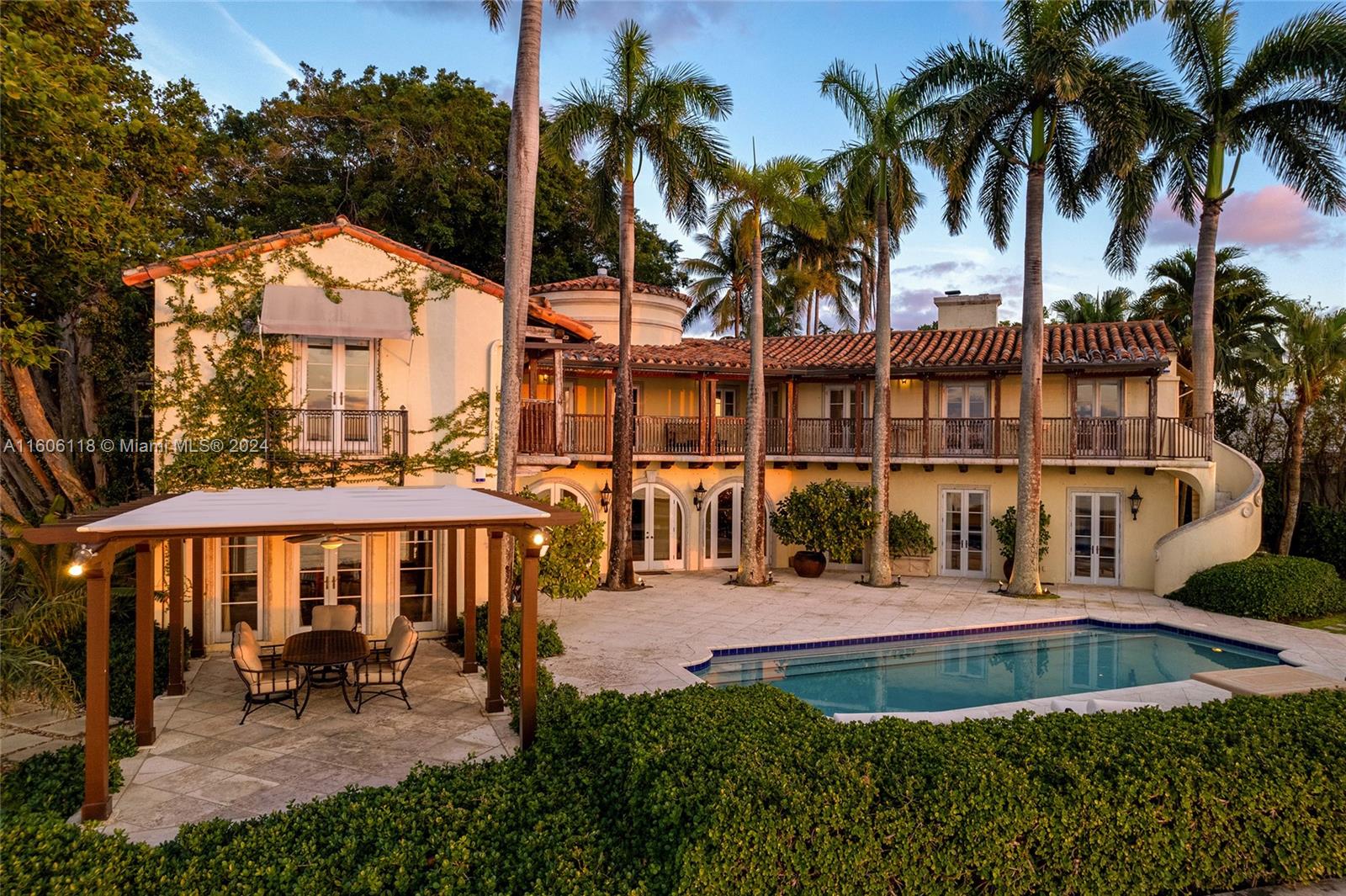 NAUTILUS SUB - Residential