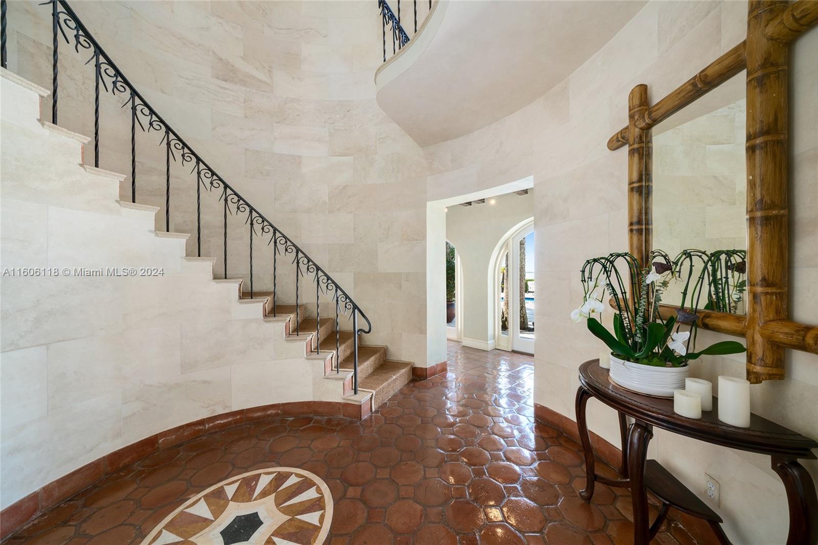 NAUTILUS SUB - Residential