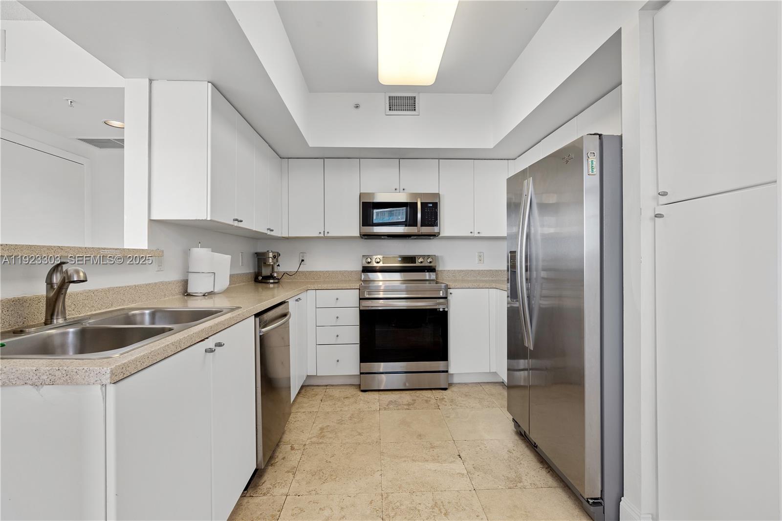 OCEAN POINT BEACH CLUB CO - Residential