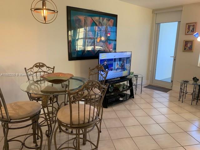 Rental Property at 100 Lincoln Rd 1545, Miami Beach, Miami-Dade County, Florida - Bathrooms: 1  - $3,500 MO.