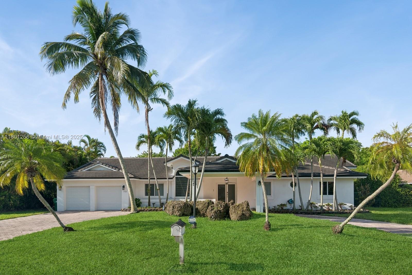 Rental Property at 7720 Sw 177th St, Palmetto Bay, Miami-Dade County, Florida - Bedrooms: 4 
Bathrooms: 3  - $7,900 MO.