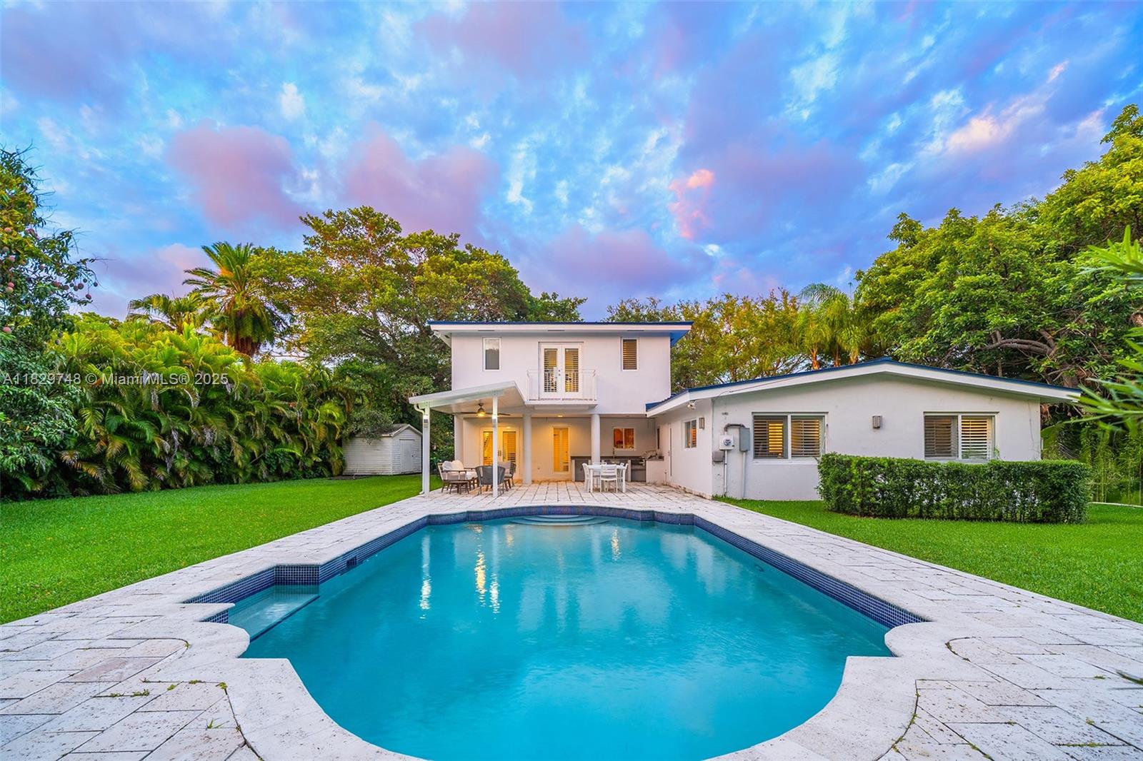 OAKRIDGE ESTATES SEC 3 - Residential