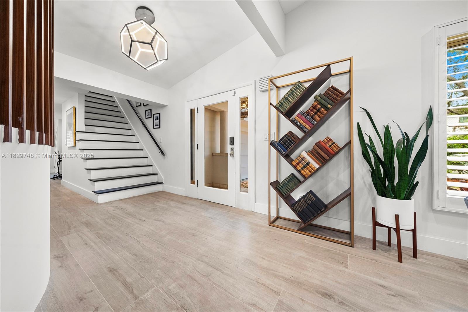 OAKRIDGE ESTATES SEC 3 - Residential