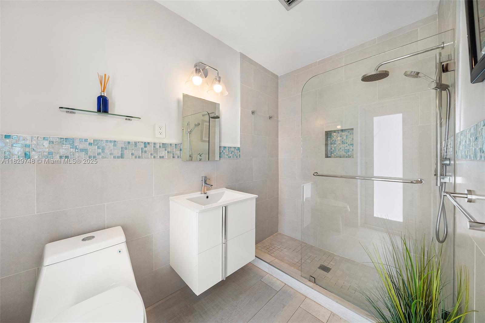 OAKRIDGE ESTATES SEC 3 - Residential