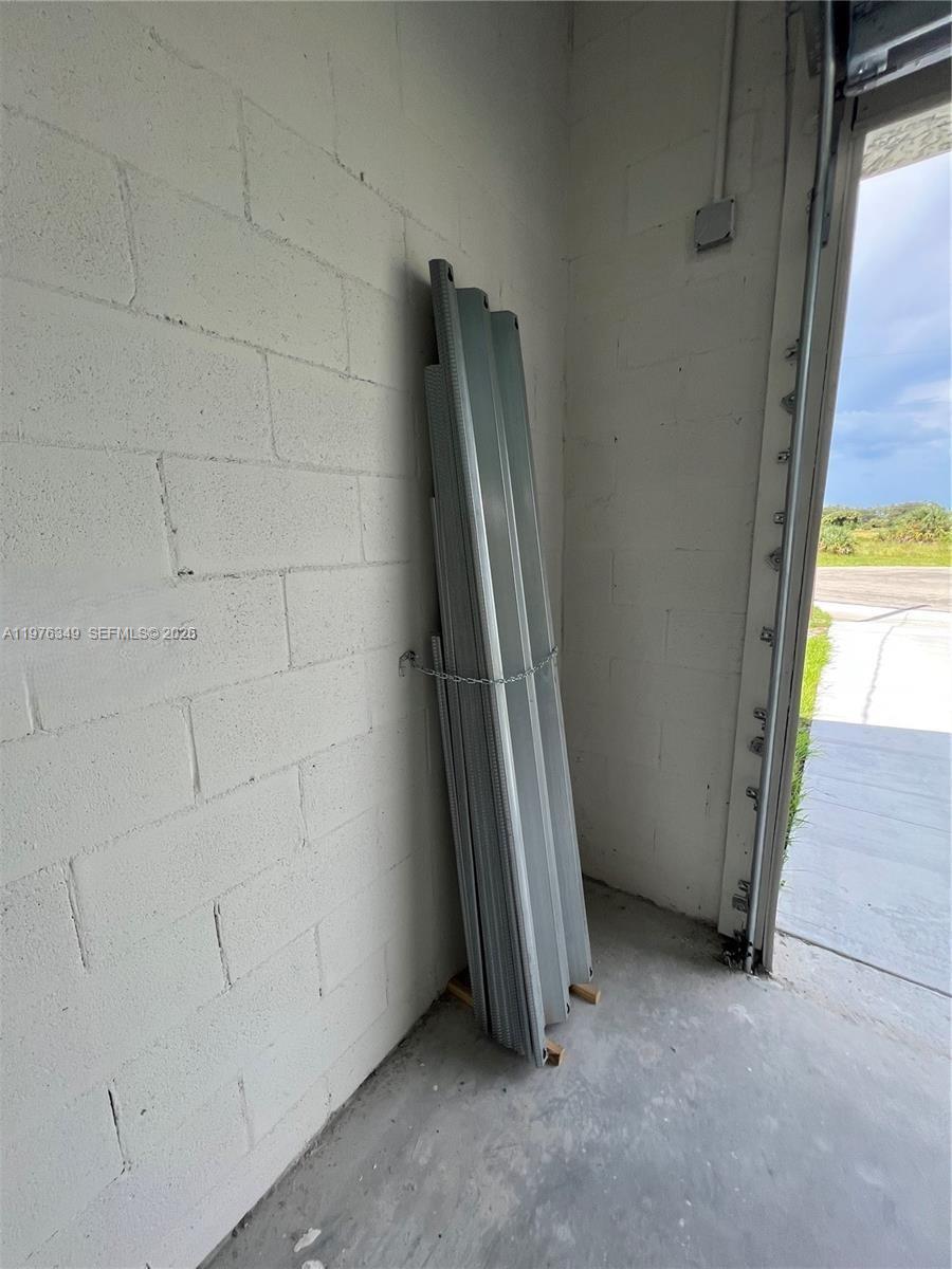 PORT LABELLE - Residential Lease