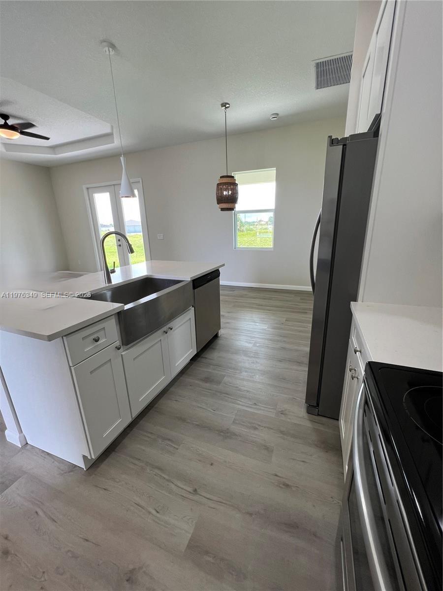 PORT LABELLE - Residential Lease