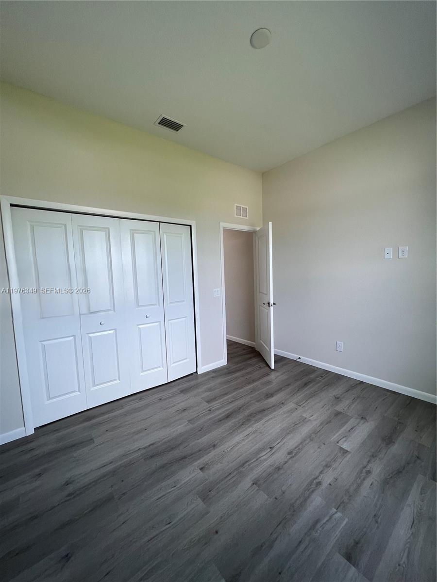 PORT LABELLE - Residential Lease