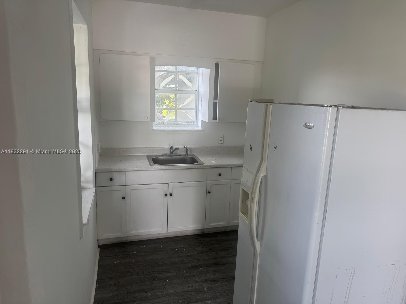 1111 N 22nd Ave 4
