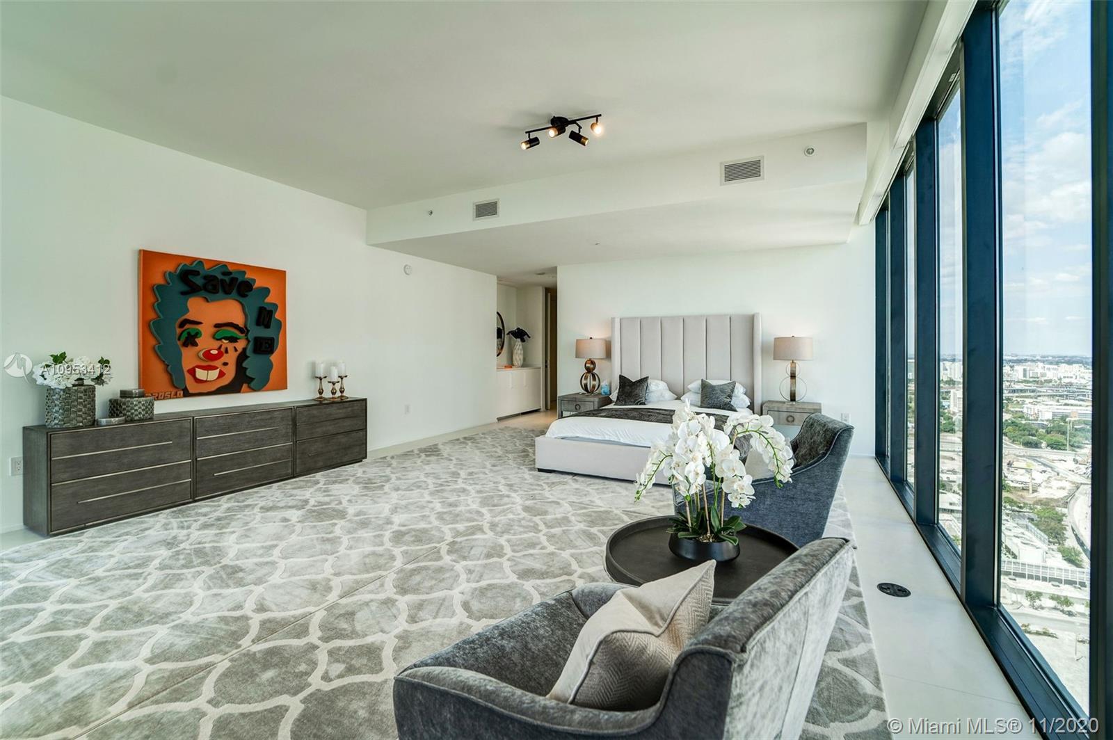 ONE THOUSAND MUSEUM CONDO - Residential