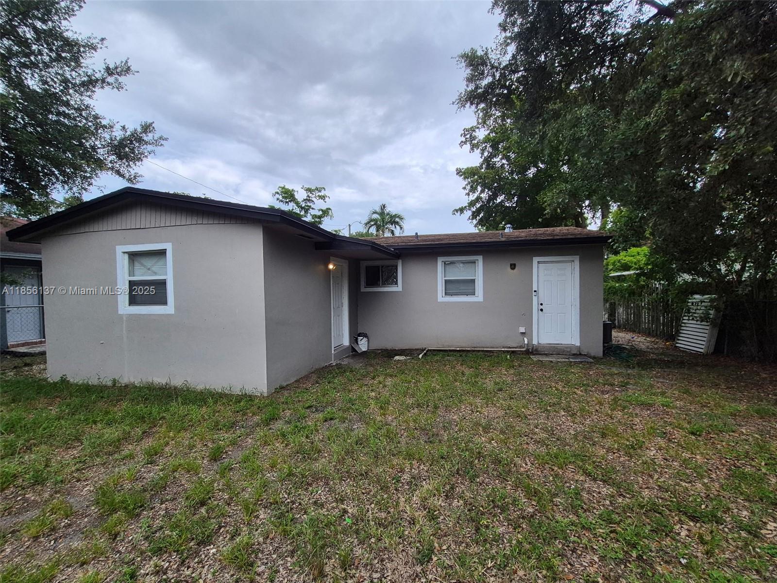 2831 NW 14th Ct