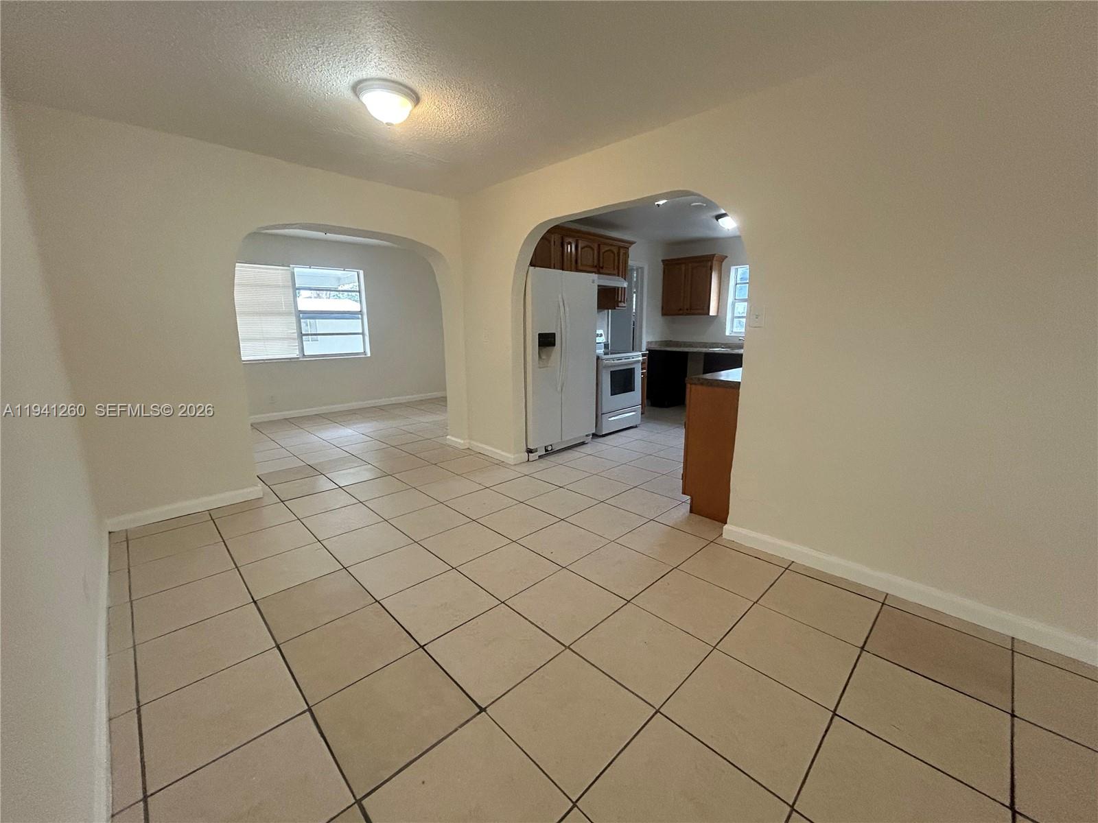 WEST CARVER RANCHES ADD N - Residential Lease