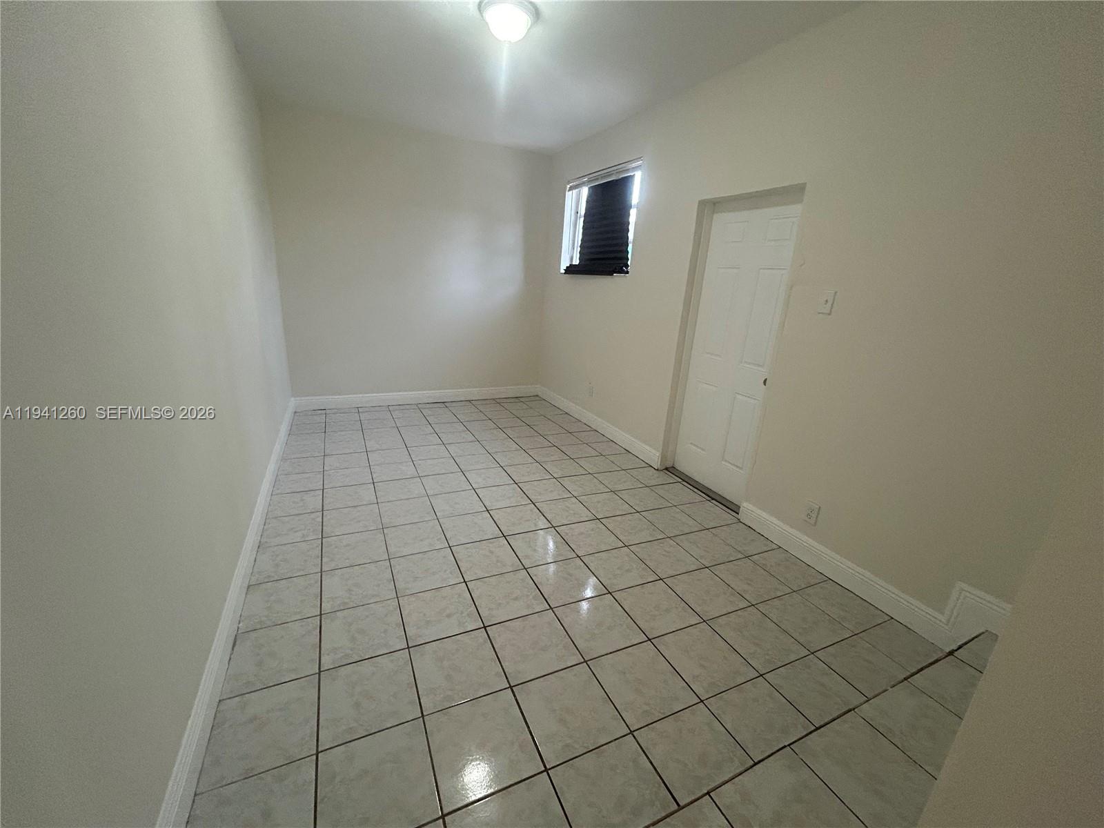 WEST CARVER RANCHES ADD N - Residential Lease