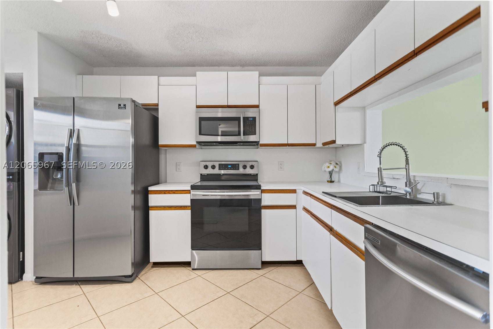1100 SW 128th Ter 210U - Image 1