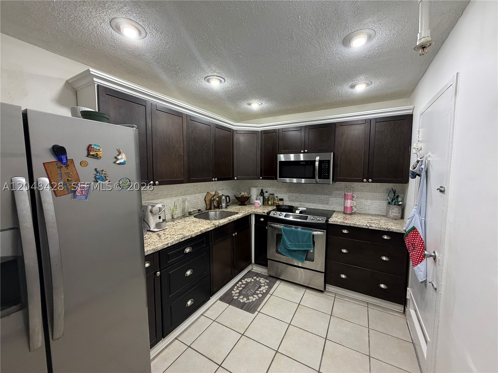 400 Kings Point Dr 1522