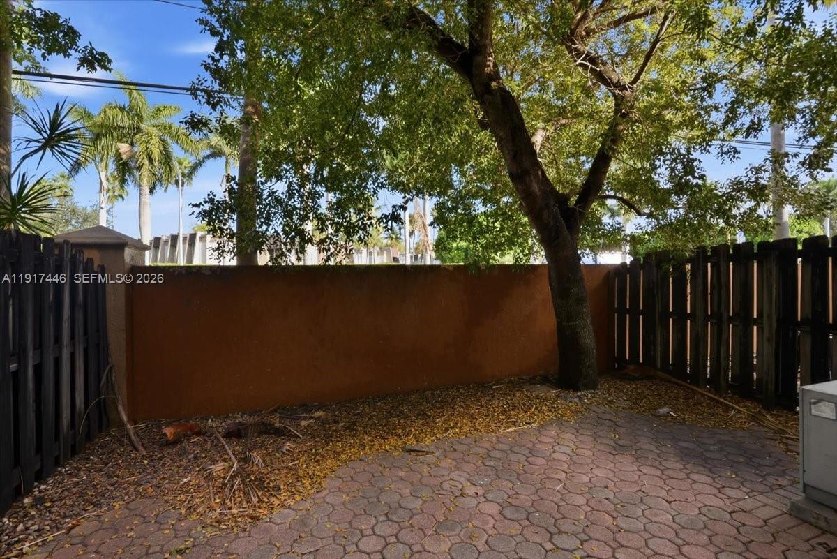 VILLA CASTILLO - Residential