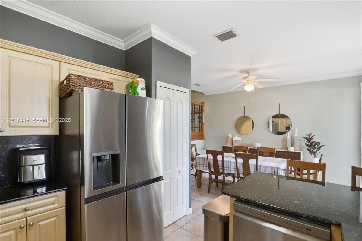 VILLA CASTILLO - Residential