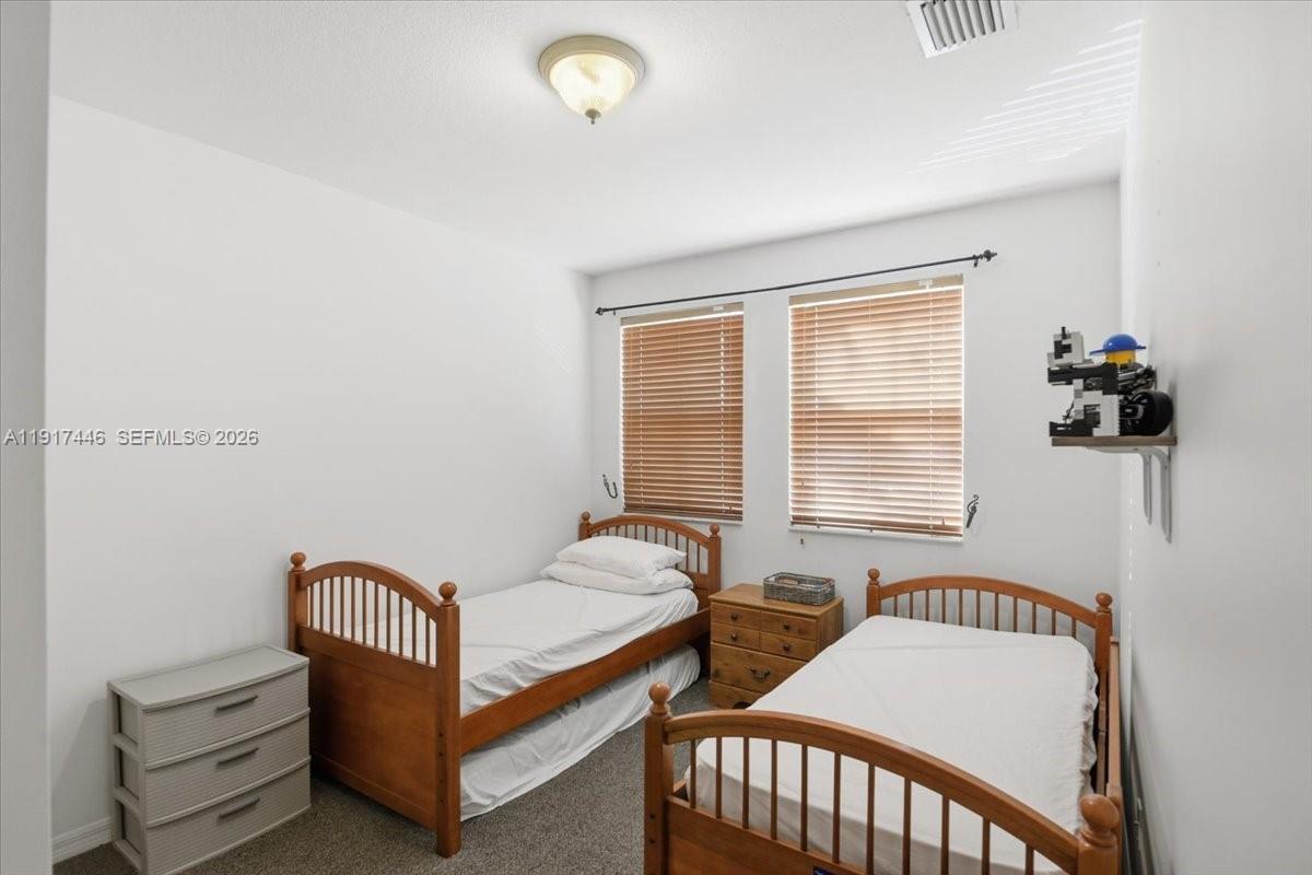 VILLA CASTILLO - Residential