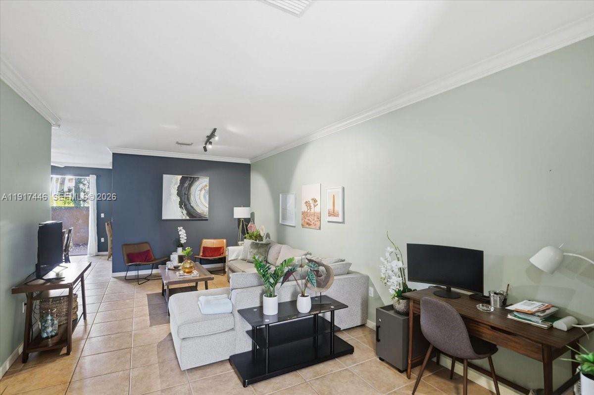 VILLA CASTILLO - Residential