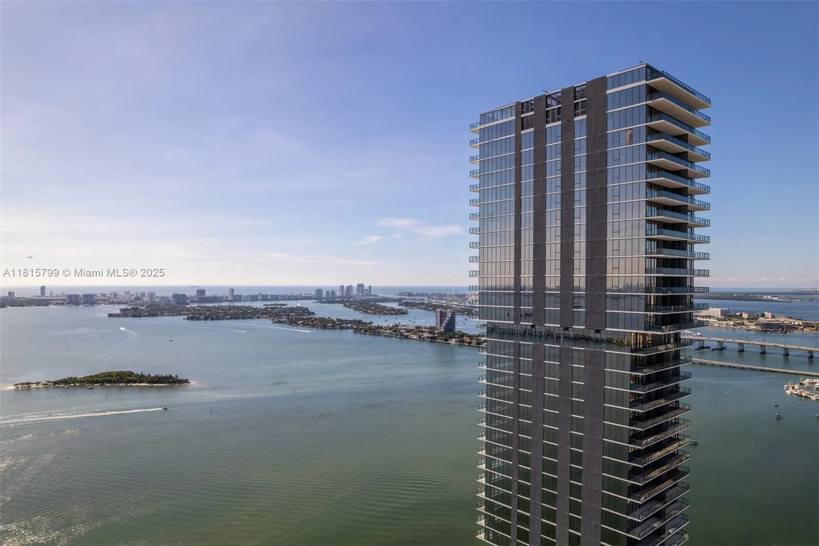 Miami, Florida 33137, United States, 4 Bedrooms Bedrooms, ,5 BathroomsBathrooms,Residential,Active,144641