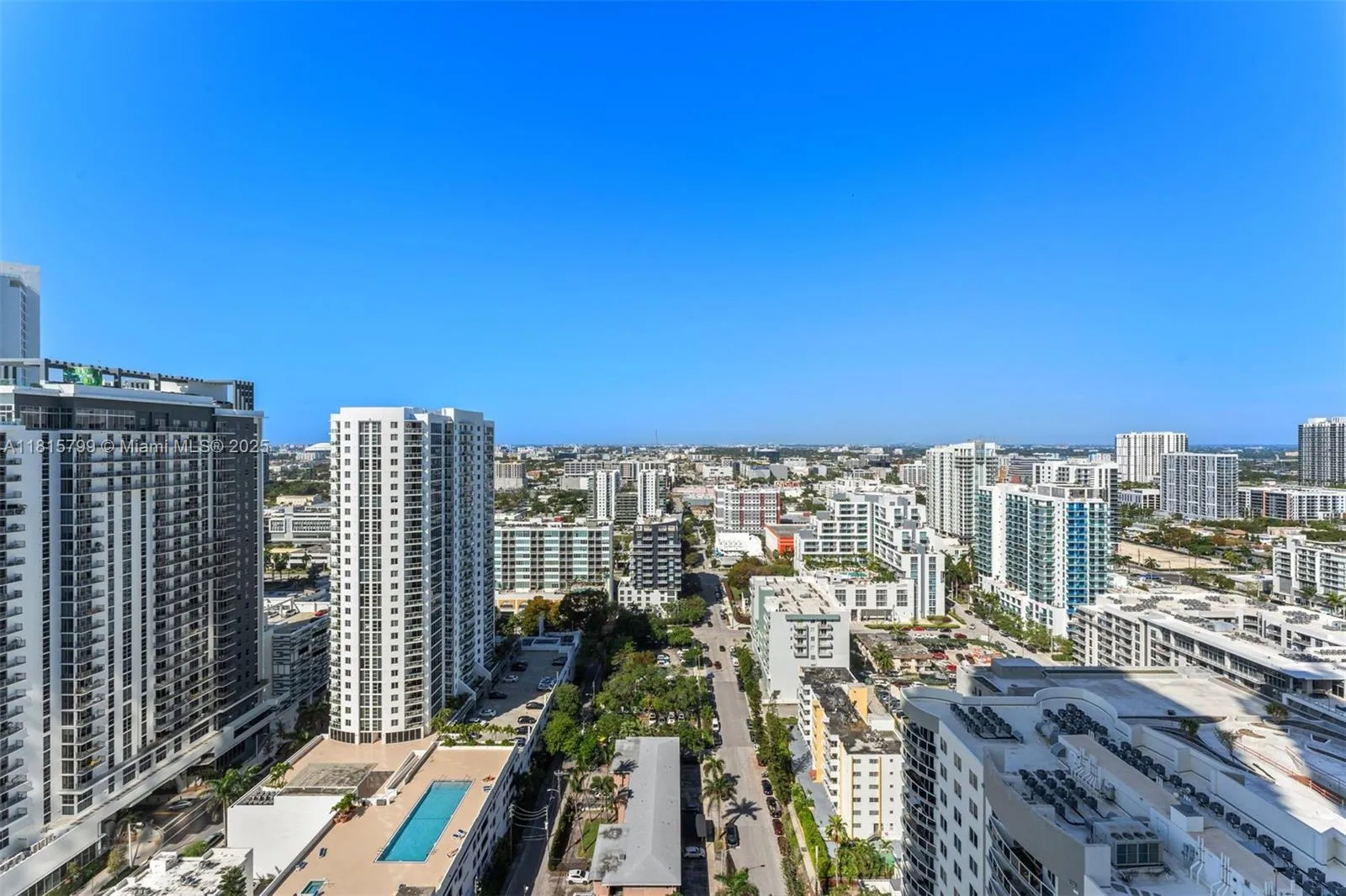 Miami, Florida 33137, United States, 4 Bedrooms Bedrooms, ,5 BathroomsBathrooms,Residential,Active,144641