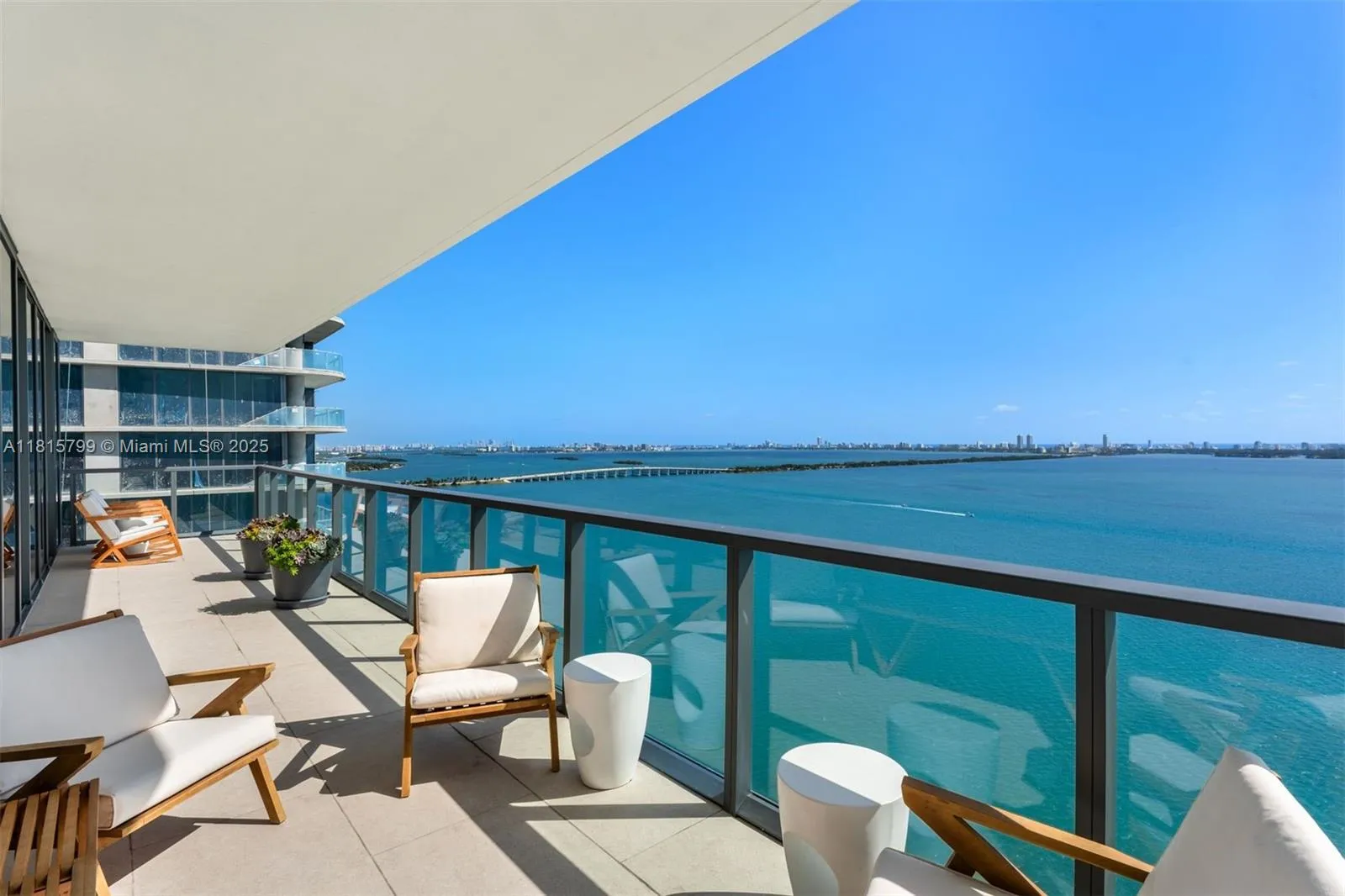 Miami, Florida 33137, United States, 4 Bedrooms Bedrooms, ,5 BathroomsBathrooms,Residential,Active,144641