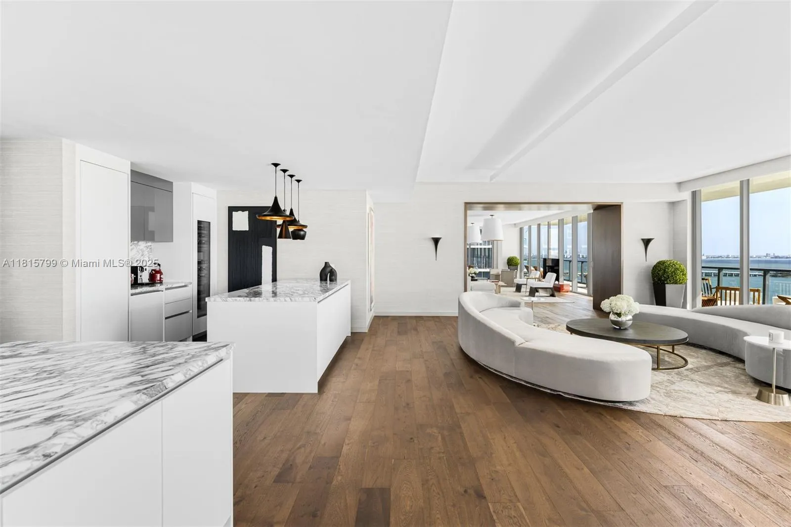 Miami, Florida 33137, United States, 4 Bedrooms Bedrooms, ,5 BathroomsBathrooms,Residential,Active,144641