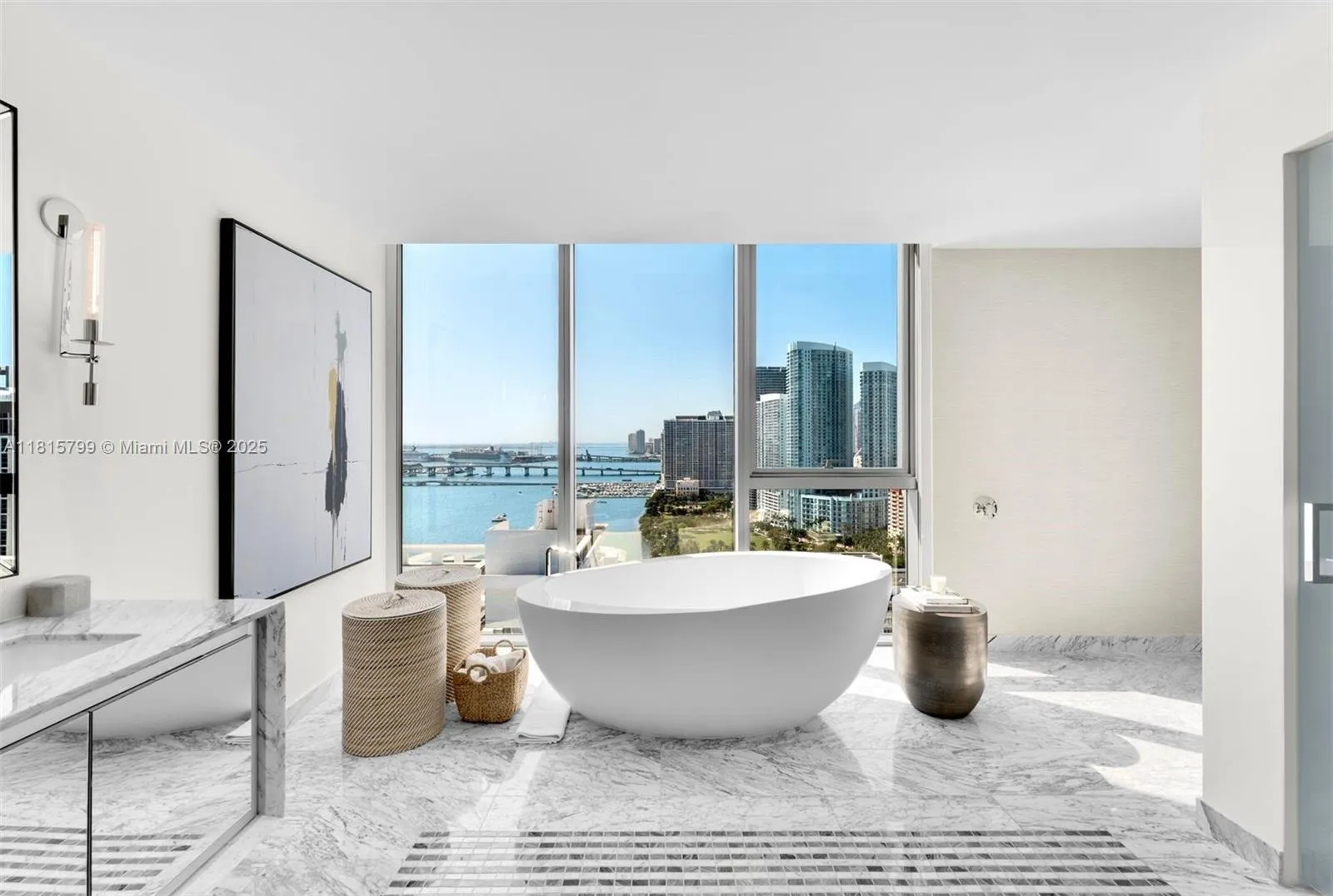 Miami, Florida 33137, United States, 4 Bedrooms Bedrooms, ,5 BathroomsBathrooms,Residential,Active,144641