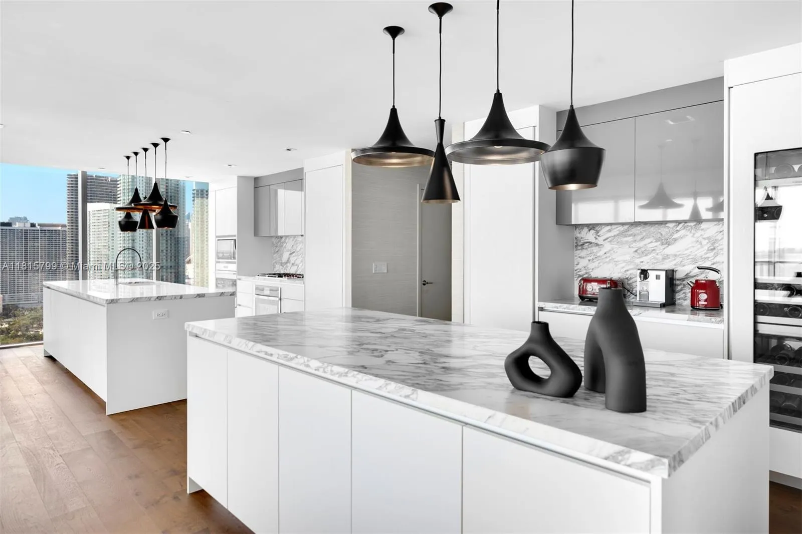 Miami, Florida 33137, United States, 4 Bedrooms Bedrooms, ,5 BathroomsBathrooms,Residential,Active,144641