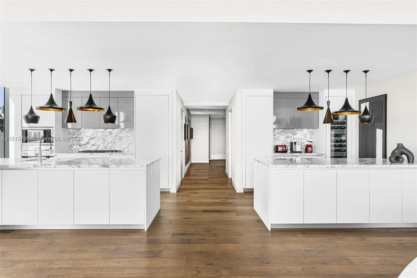 Miami, Florida 33137, United States, 4 Bedrooms Bedrooms, ,5 BathroomsBathrooms,Residential,Active,144641