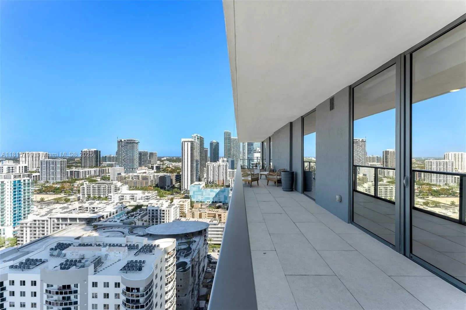 Miami, Florida 33137, United States, 4 Bedrooms Bedrooms, ,5 BathroomsBathrooms,Residential,Active,144641