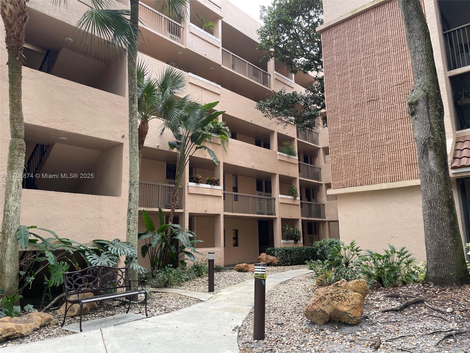 Property for Sale at 6800 Cypress Rd 511, Plantation, Miami-Dade County, Florida - Bedrooms: 2 
Bathrooms: 2  - $150,000