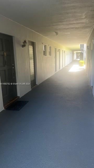 HILLCREST COUNTRY CLUB AP - Residential