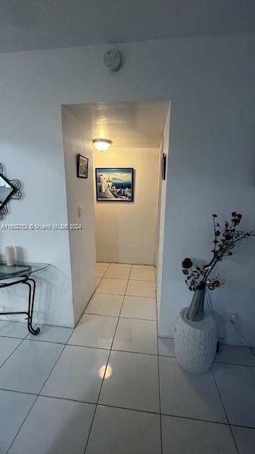 HILLCREST COUNTRY CLUB AP - Residential