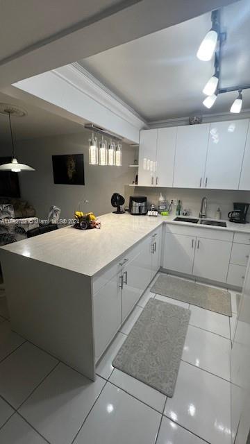 HILLCREST COUNTRY CLUB AP - Residential