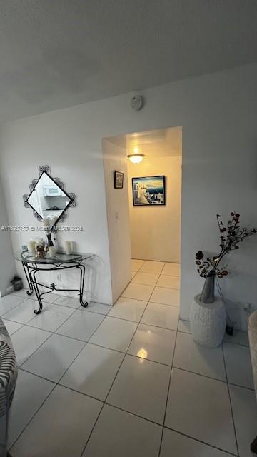 HILLCREST COUNTRY CLUB AP - Residential
