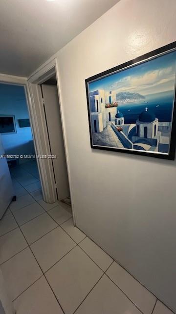 HILLCREST COUNTRY CLUB AP - Residential