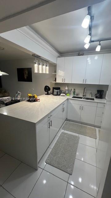 HILLCREST COUNTRY CLUB AP - Residential