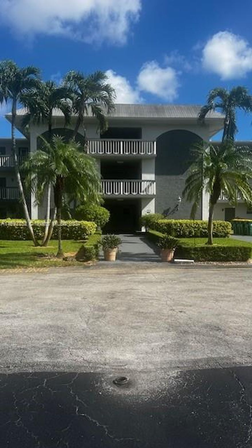 Scenic and tranquil 2-bedroom, 2-bath condo on the First floor. Kitchen completely remodeled; A/C is new 1 year ago. This beautiful apartment has view the nature trail and lake. Large, screened-in porch perfect for enjoying refreshing beverages and watching sunsets. Open living/dining room for ease of entertaining. Primary bath has tub. Guest bath has recently remodeled, tile shower. Neutral tile throughout. No carpet. Entire condo freshly painted. One assigned parking spot. 
Rental restricctons. 55+ community. Owner occupied. 40/50-year certification complete and assessment will be pay by owner at closing. Owner motivated. 
BUY WITH ONLY 5% DOWN.