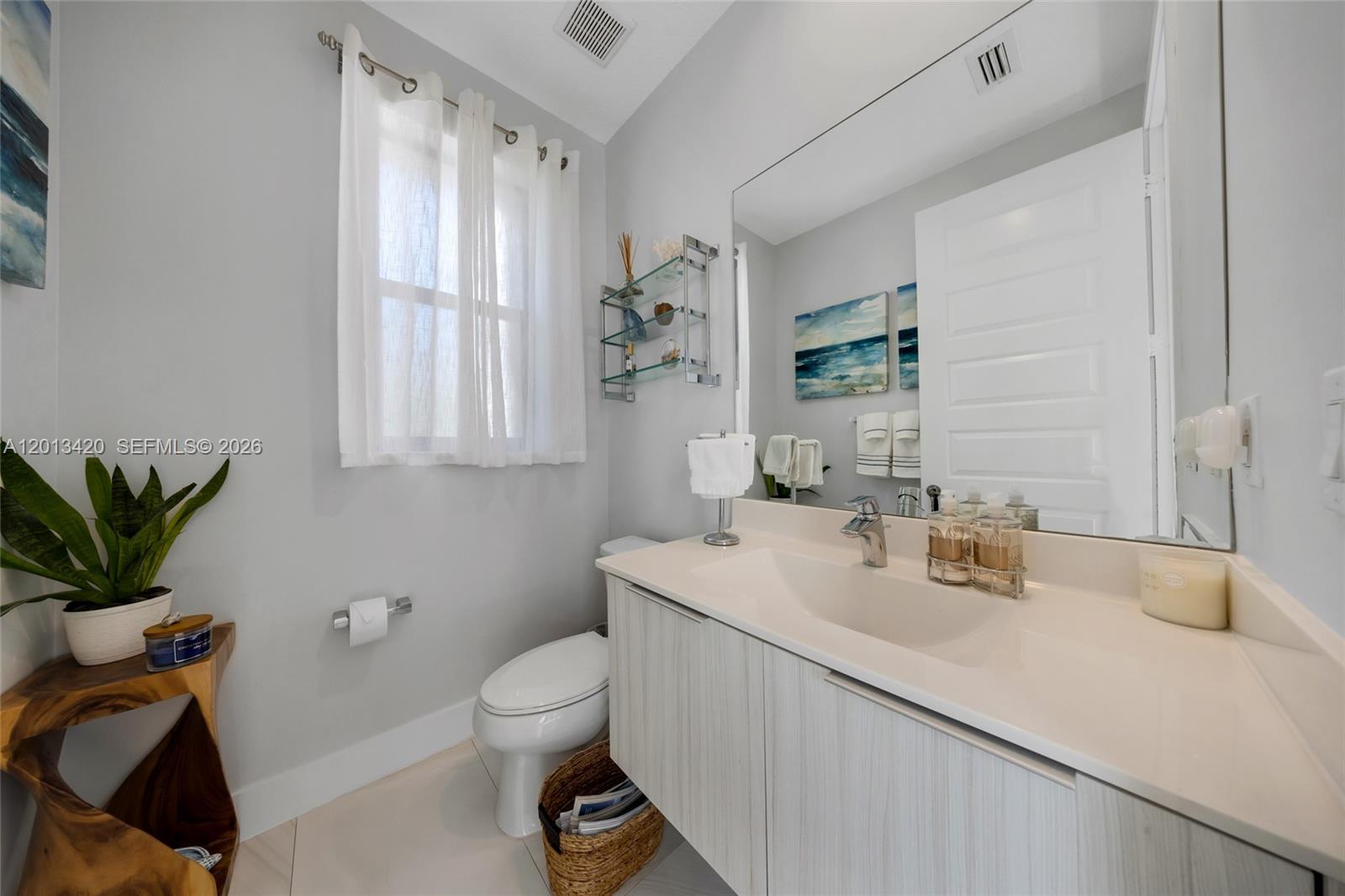 GRAND BAY SOUTH TOWNHOMES - Residential Lease
