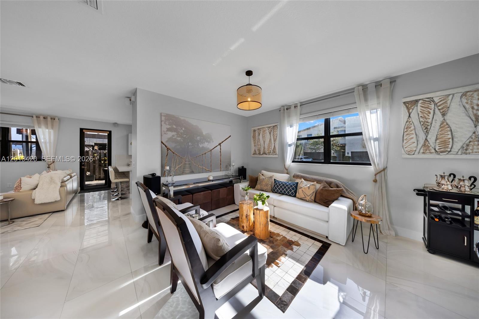 GRAND BAY SOUTH TOWNHOMES - Residential Lease