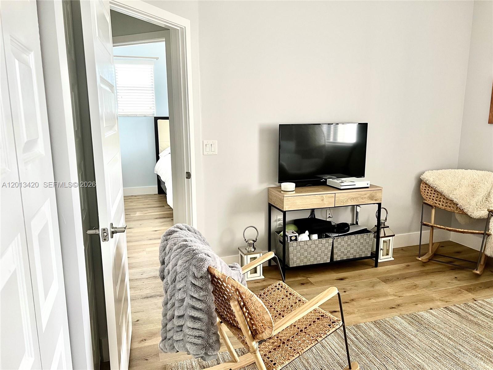 GRAND BAY SOUTH TOWNHOMES - Residential Lease